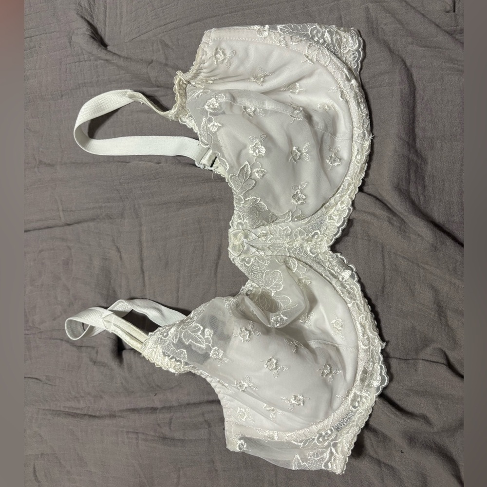 Elegant White Lace Bra